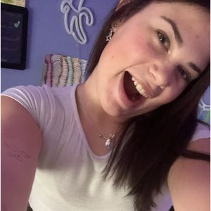 Meet your Posher, Erynn